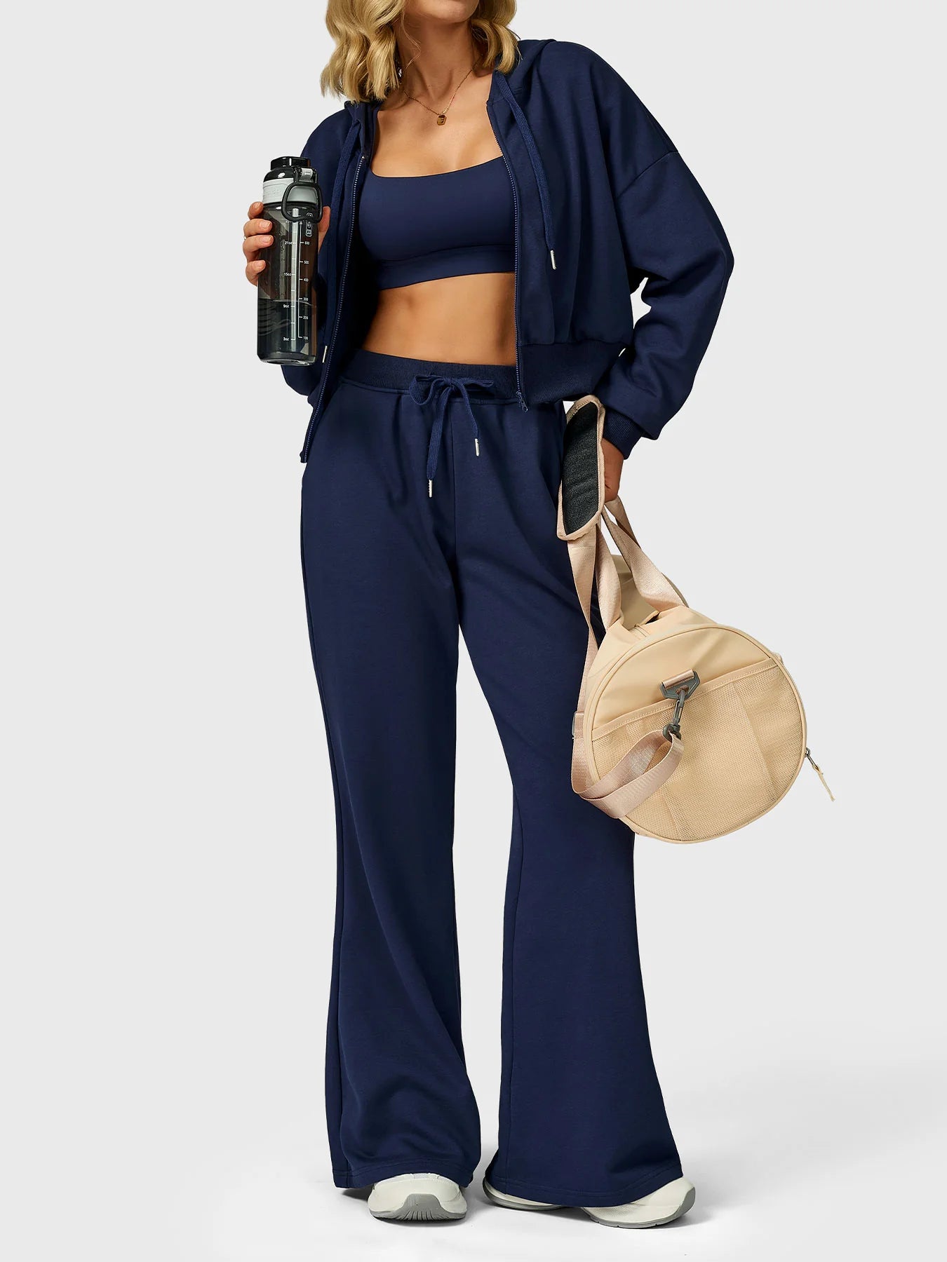 SET Yeoreo Irene Straight Leg Sweatpants With Sabrina Cropped Zip Hoodie