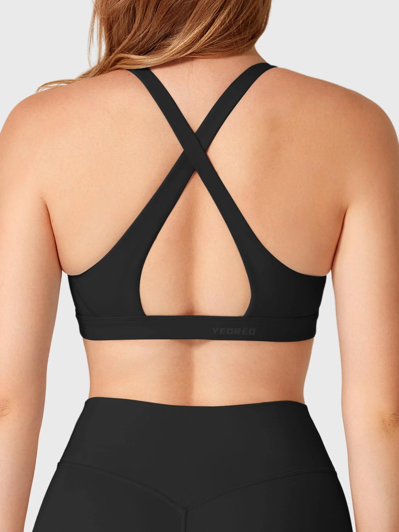 Yeoreo Wafiya Cross Back Sports Bra