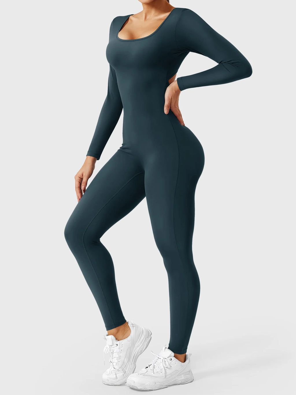Yeoreo Lizvette Long Sleeves Jumpsuit