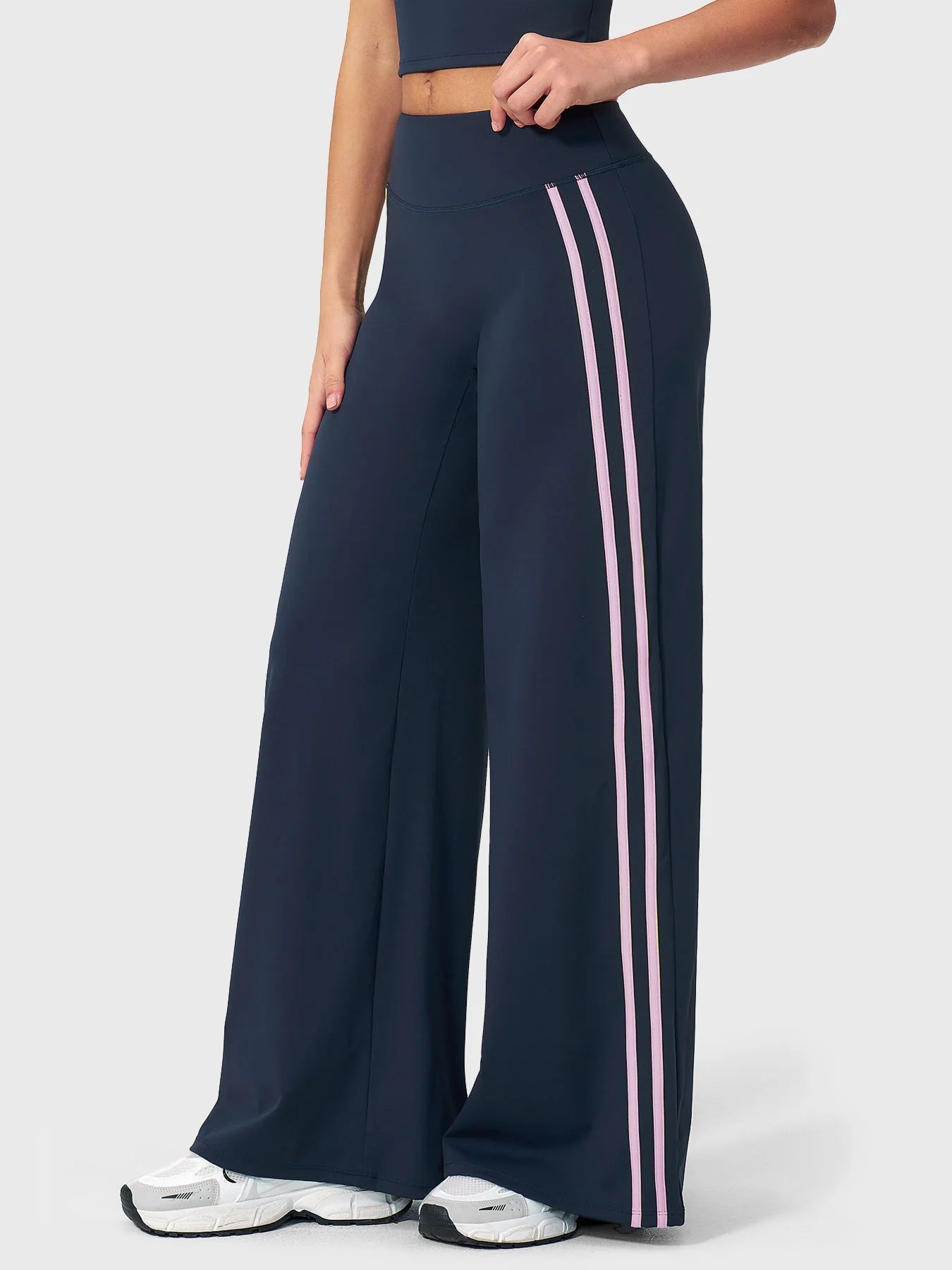 Yeoreo Fayza Side Stripe Straight Leggings