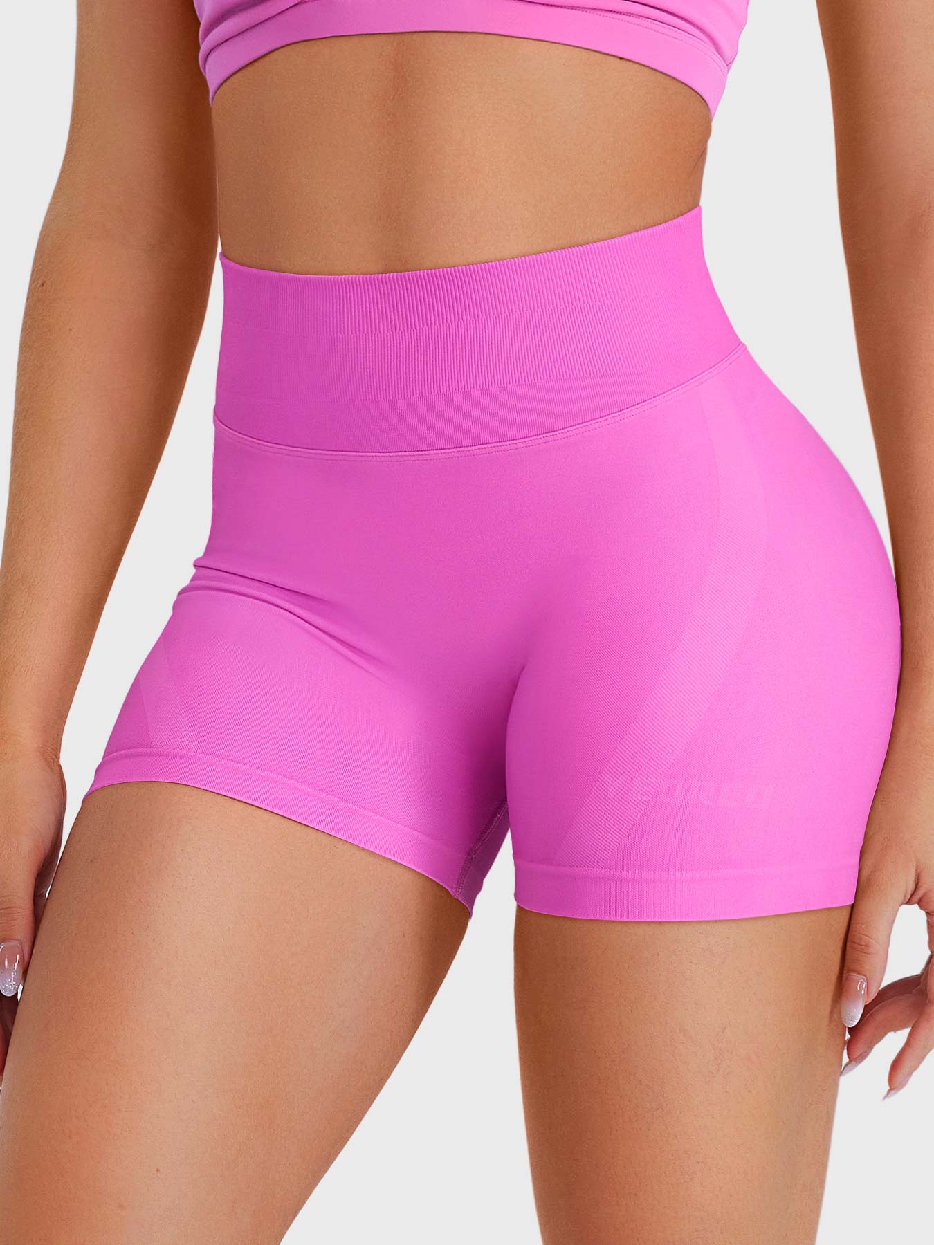 Yeoreo Baderiy 4.5" Seamless Shorts