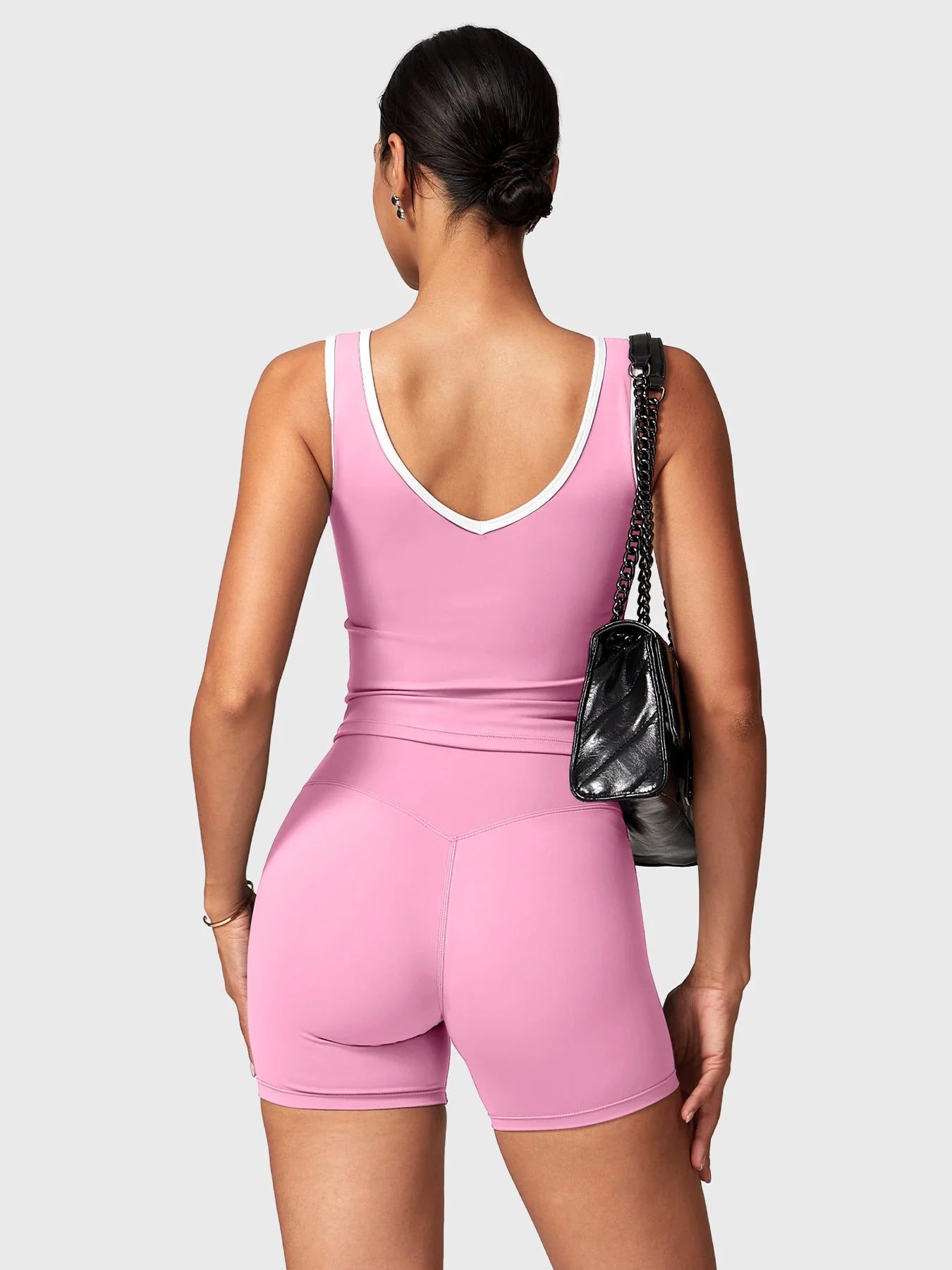 Yeoreo Alberta Contrast Trim Shorts Sports Set