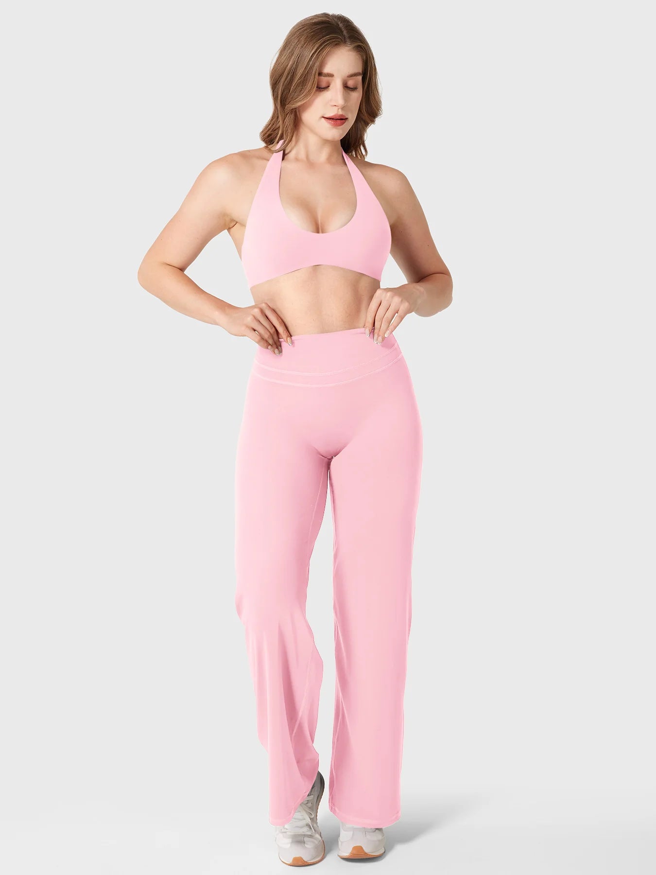 Yeoreo Laarni Halter Backless Sports Bra