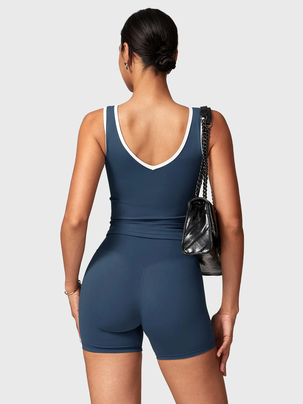 Yeoreo Alberta Contrast Trim Shorts Sports Set