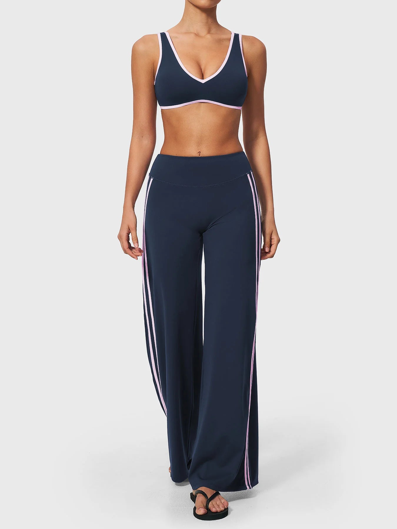 Yeoreo Fayza Side Stripe Straight Leggings