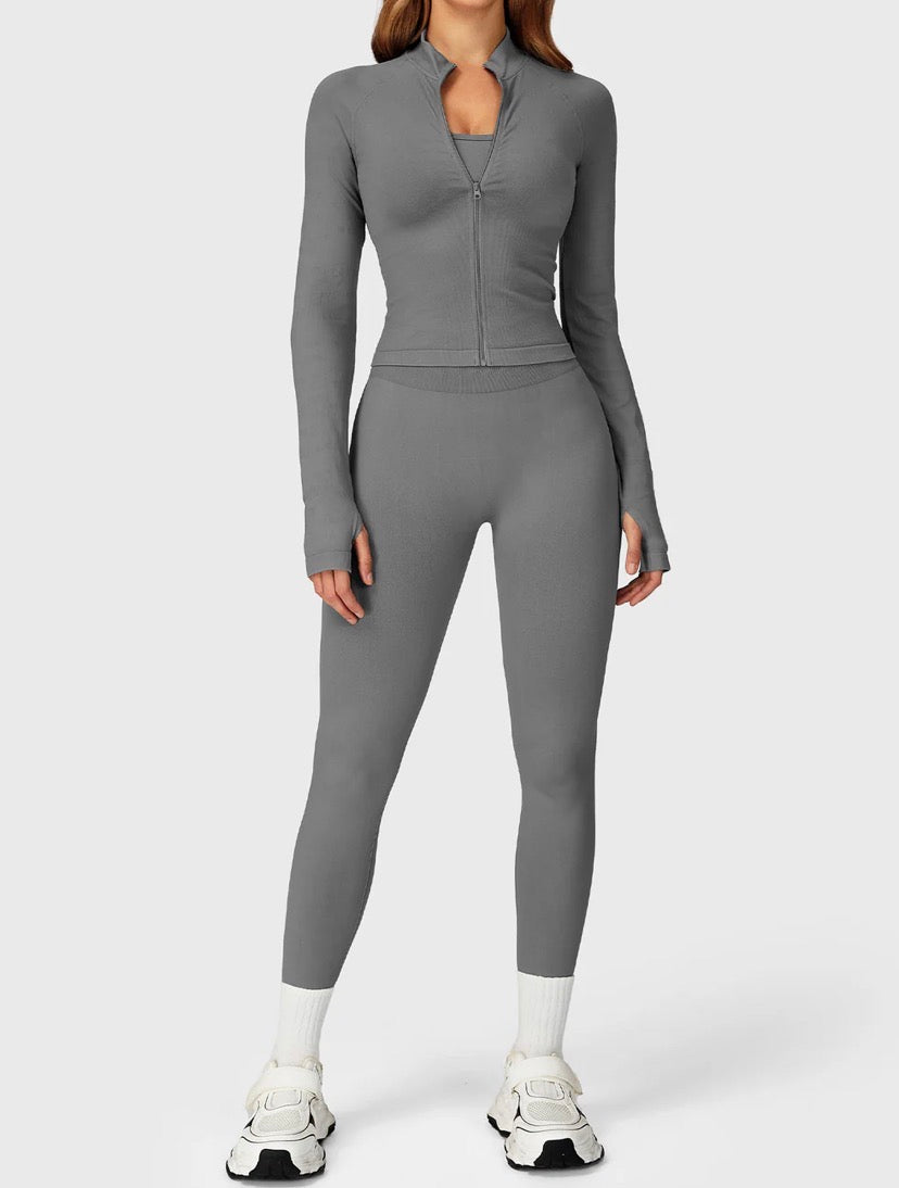 Yeoreo Alina Seamless Zip Up Jacket