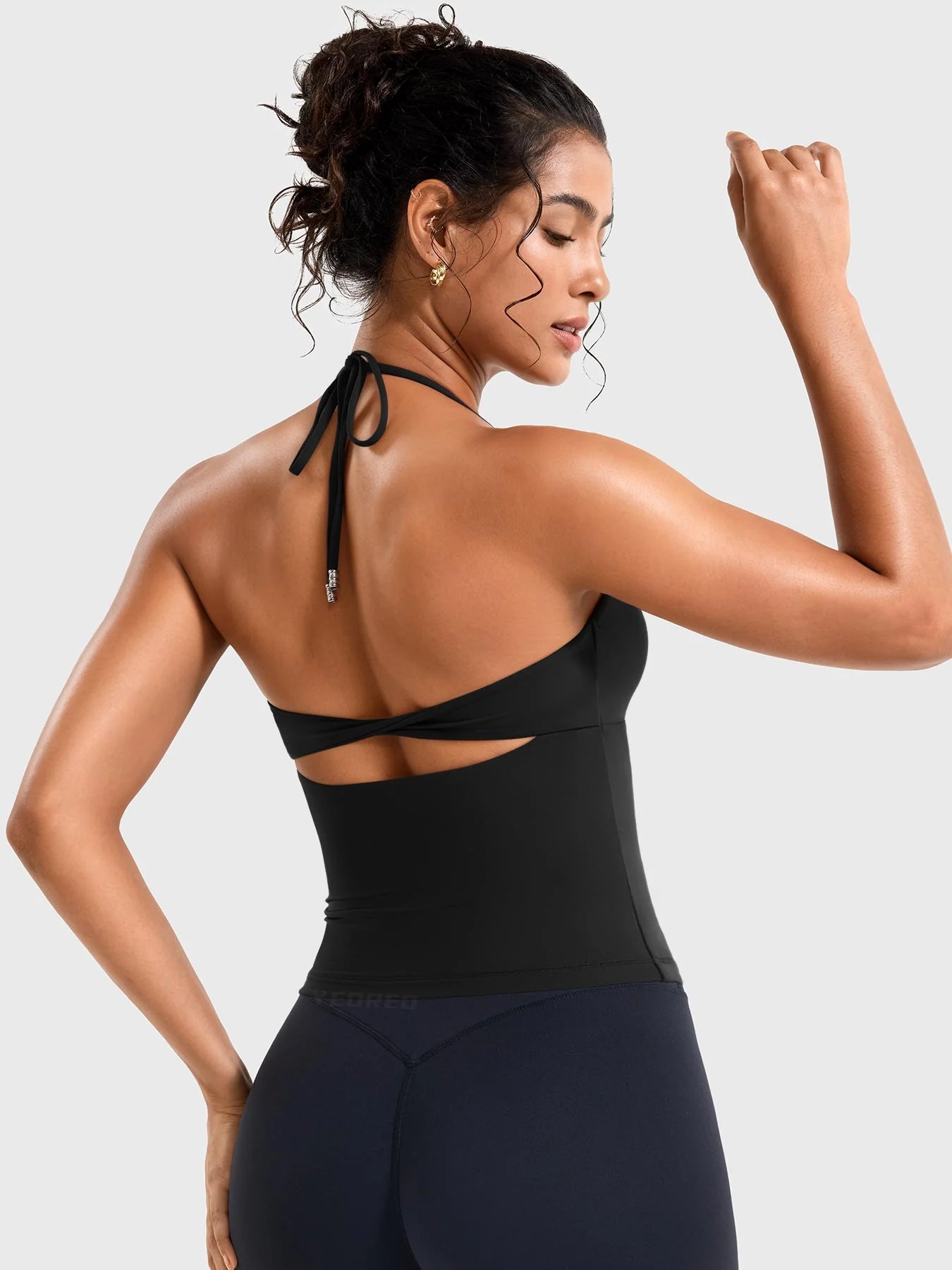 Yeoreo Vtina Halter Twist Back Tank