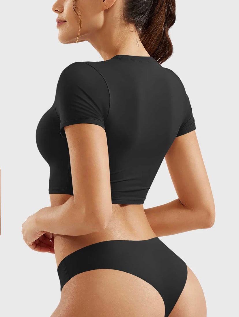 Yeoreo Colin Short Sleeves Crop Top