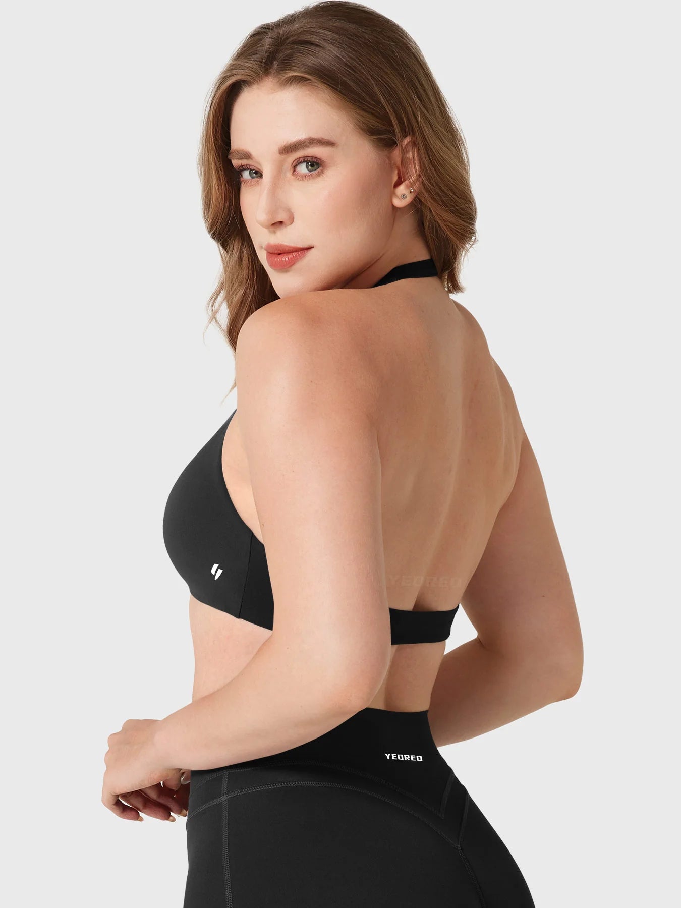 Yeoreo Laarni Halter Backless Sports Bra