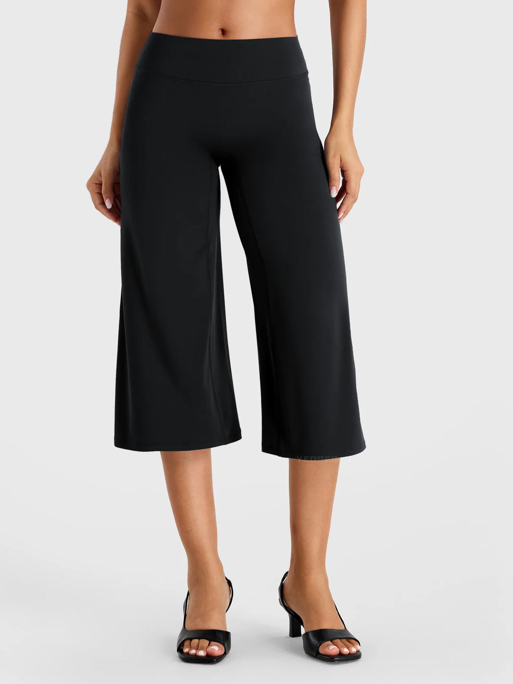 Yeoreo Samyer 21" Low Rise Wide Leg Capri Pants