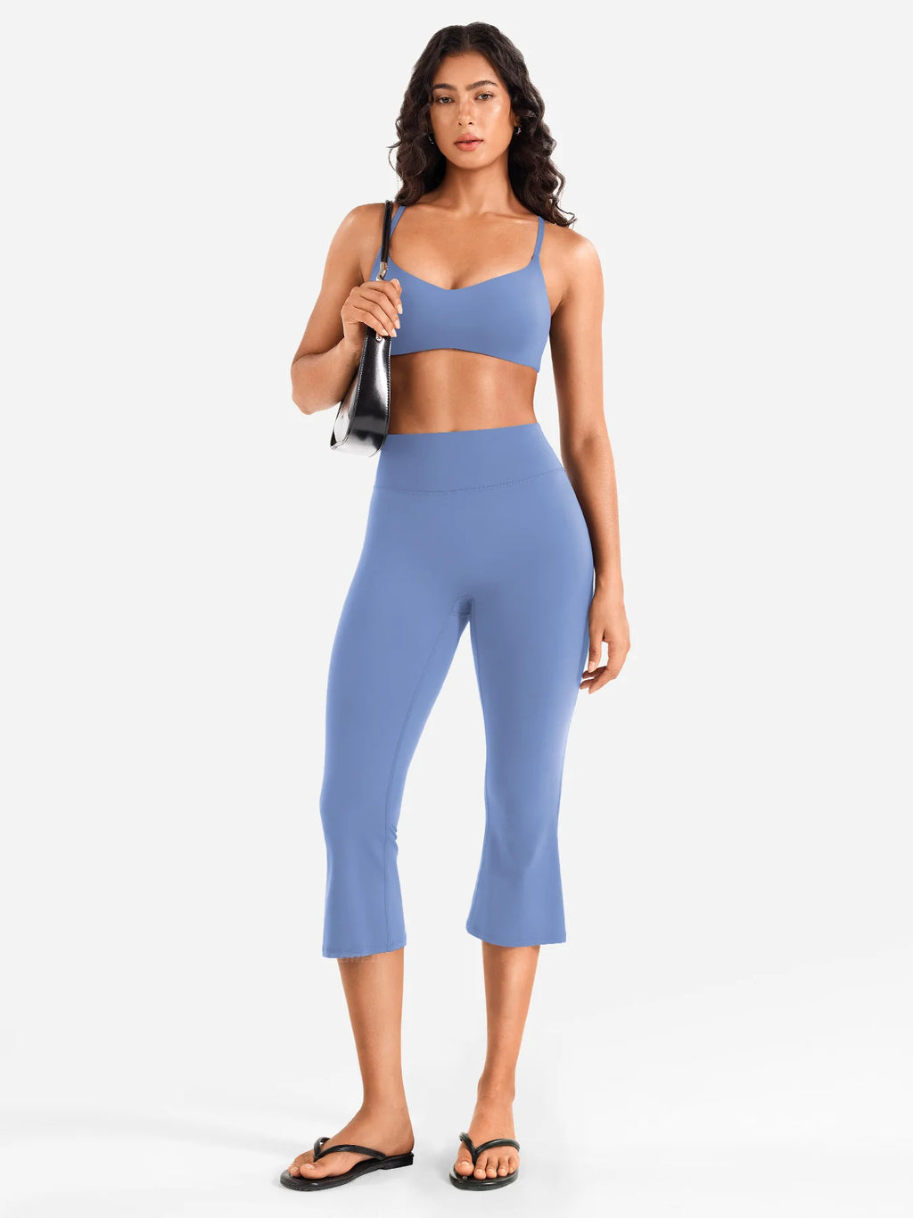 Yeoreo Daiane Flared Capri Leggings