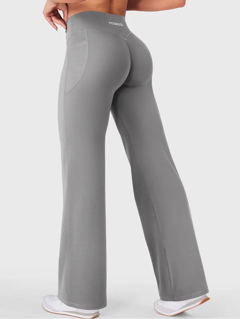 Yeoreo Dagfinn 31.5" Straight Leg Leggings with Pockets