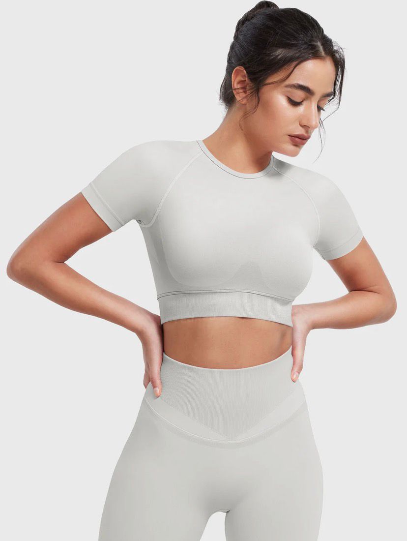 Yeoreo Caliyta SoftHue Crop Top