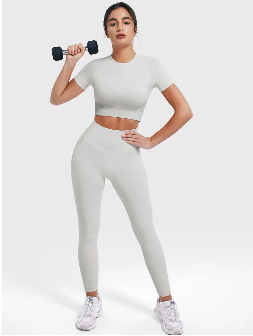 Yeoreo Caliyta SoftHue Crop Top