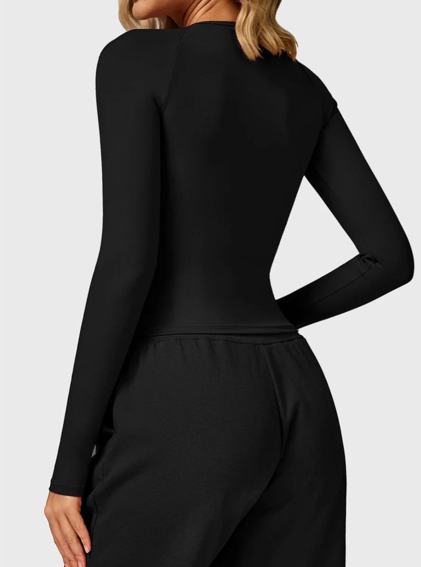 Yeoreo Lesley Sculpted Long Sleeves Top