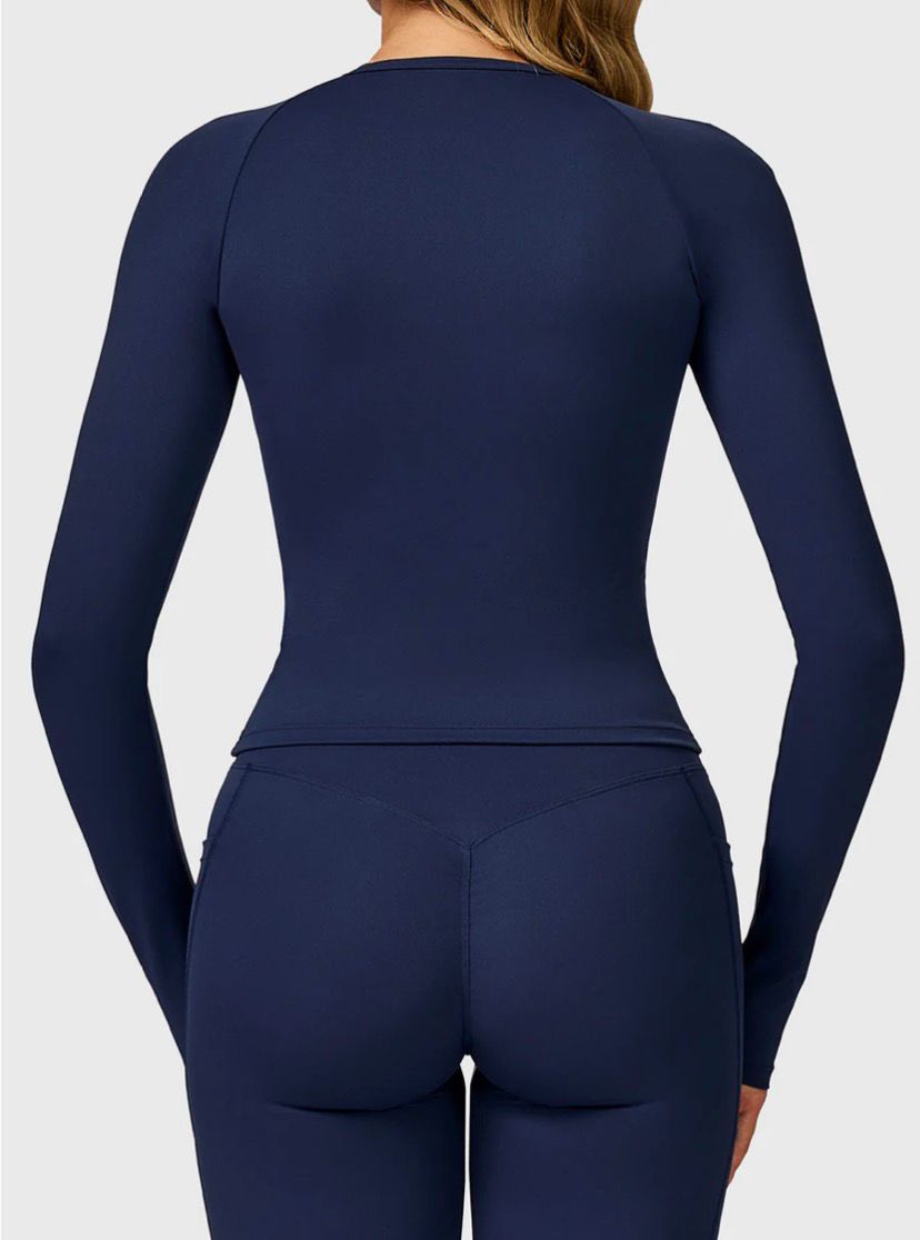 Yeoreo Lesley Sculpted Long Sleeves Top