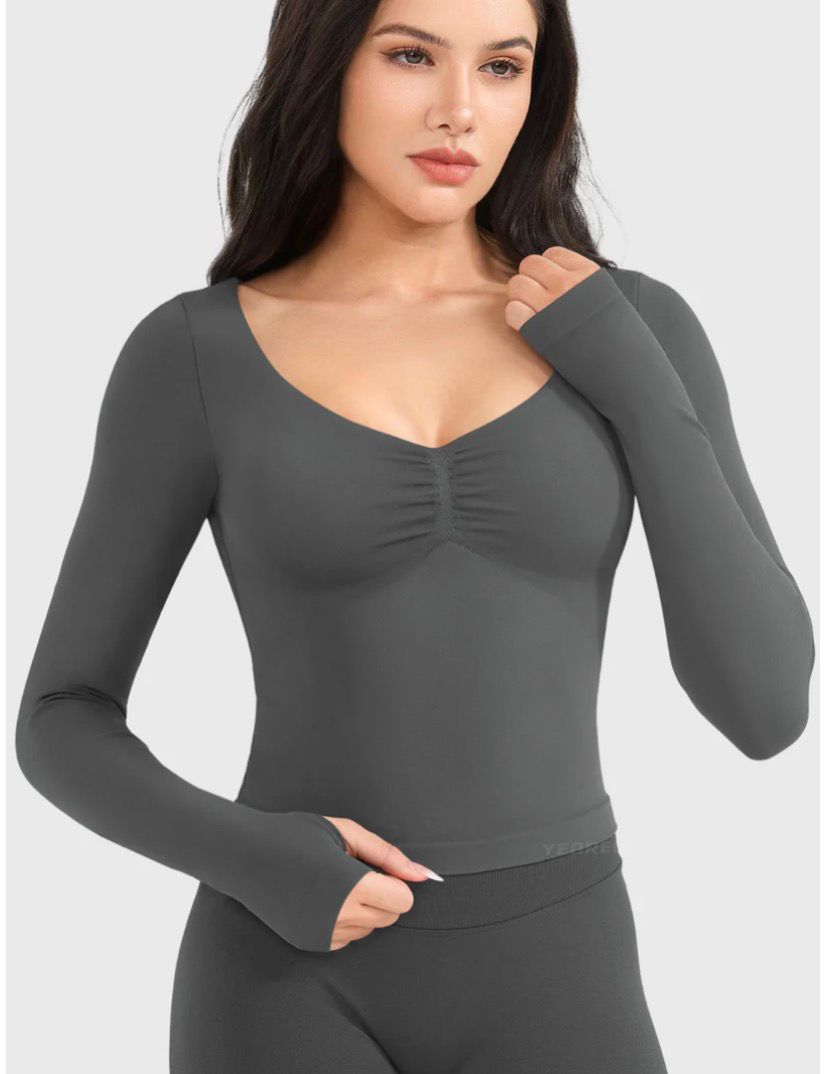 Yeoreo Agniee Seamless Long Sleeve Top