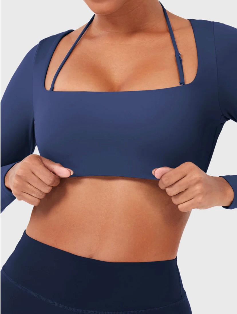 Yeoreo Violie Long Sleeve Crop Top