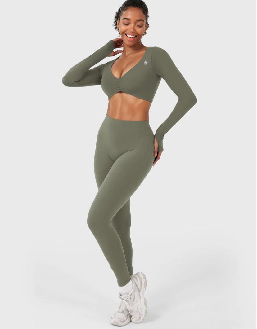 Yeoreo Agantha Ruched Long Sleeve Top