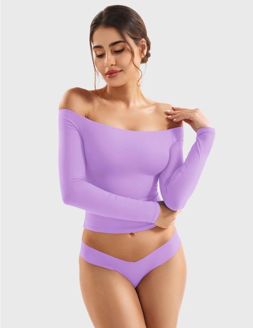 Yeoreo Luzlie Off Shoulder Top