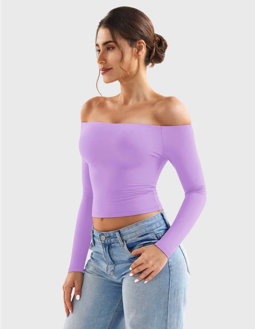 Yeoreo Luzlie Off Shoulder Top