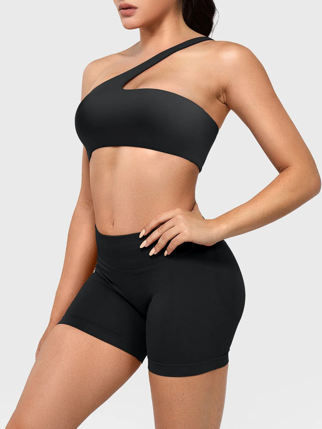 Yeoreo Claranie One Shoulder Sports Bra