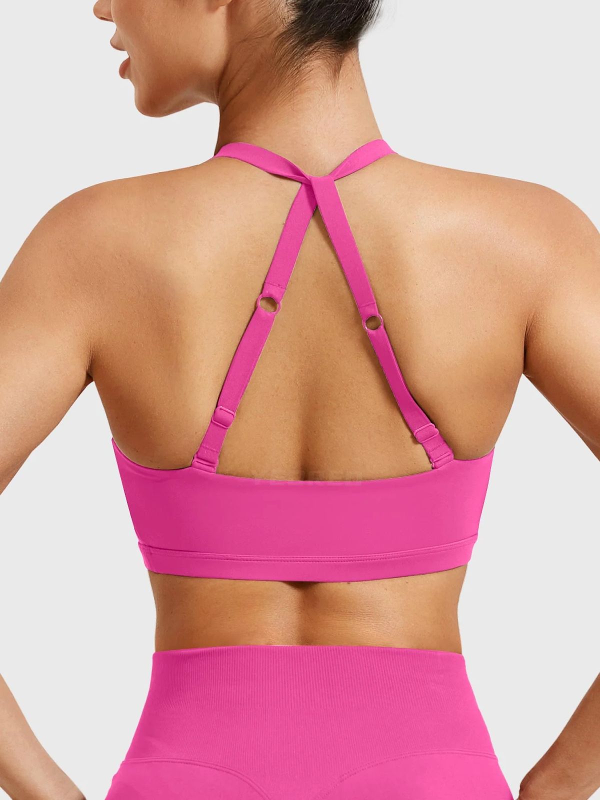 Yeoreo Micaela Twist Front Sports Bra