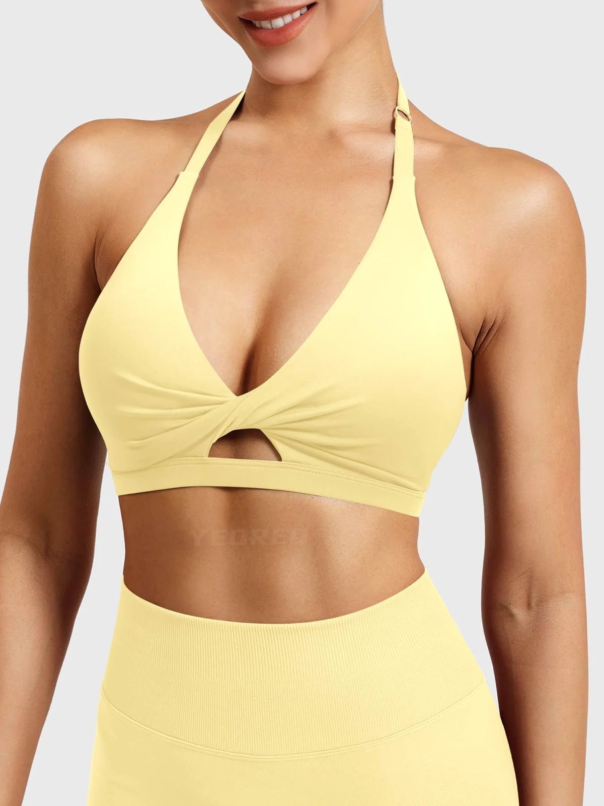 Yeoreo Micaela Twist Front Sports Bra