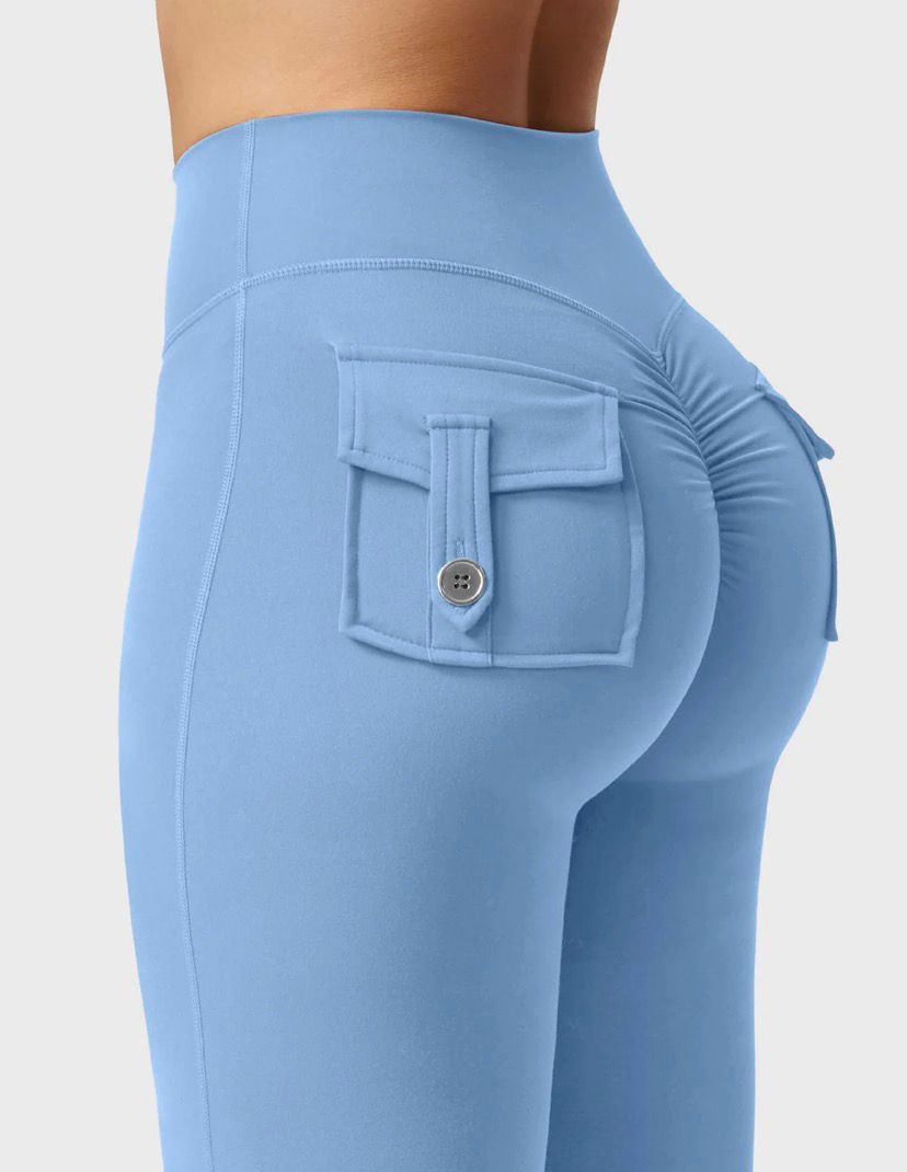 Yeoreo Brittany Flared Leggings with Pockets