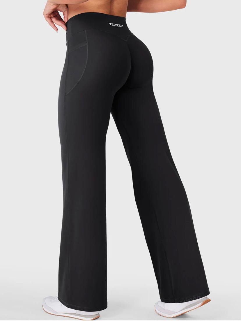 Yeoreo Dagfinn 31.5" Straight Leg Leggings with Pockets