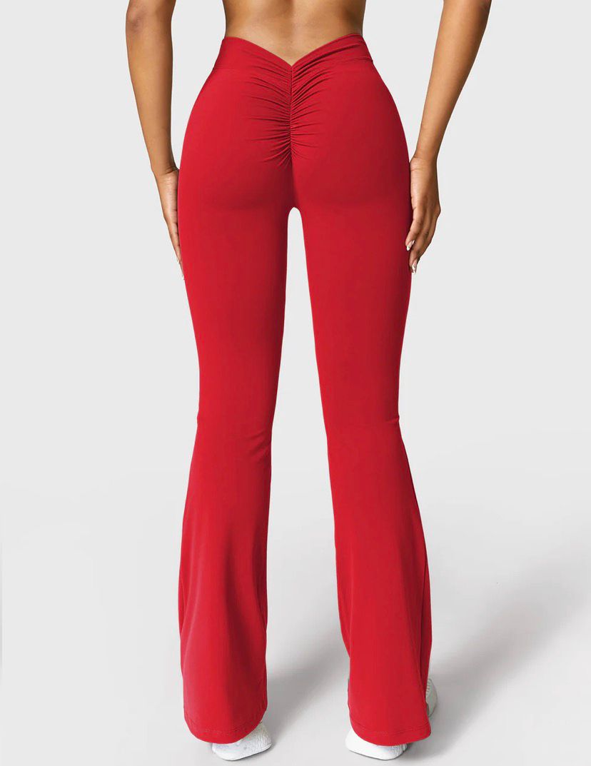 Yeoreo Daze V-Back Flare Leggings