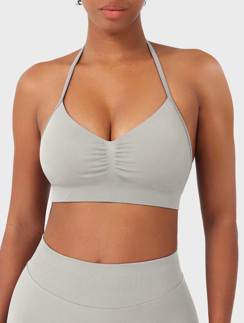 Yeoreo Vanie SoftHue Halter Sports Bra