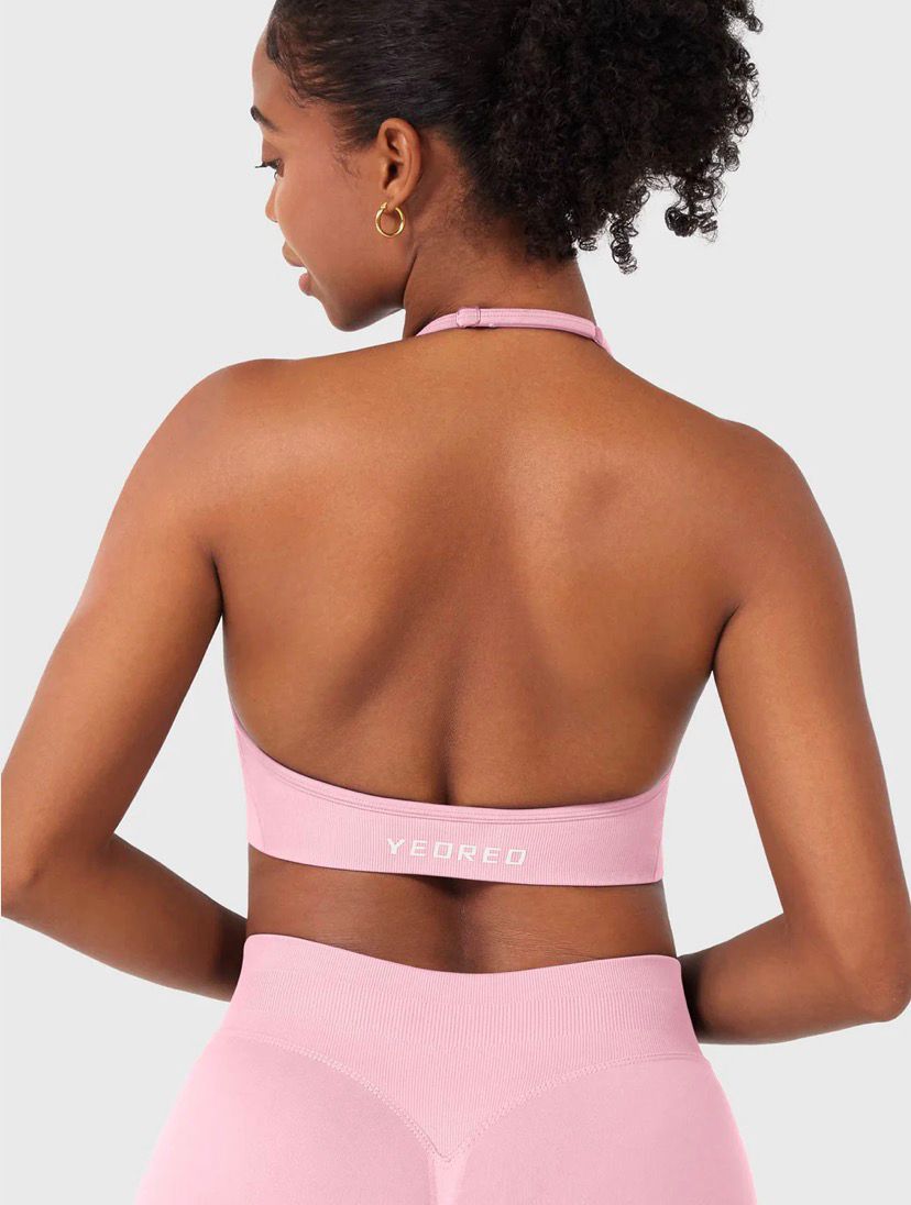 Yeoreo Vanie SoftHue Halter Sports Bra
