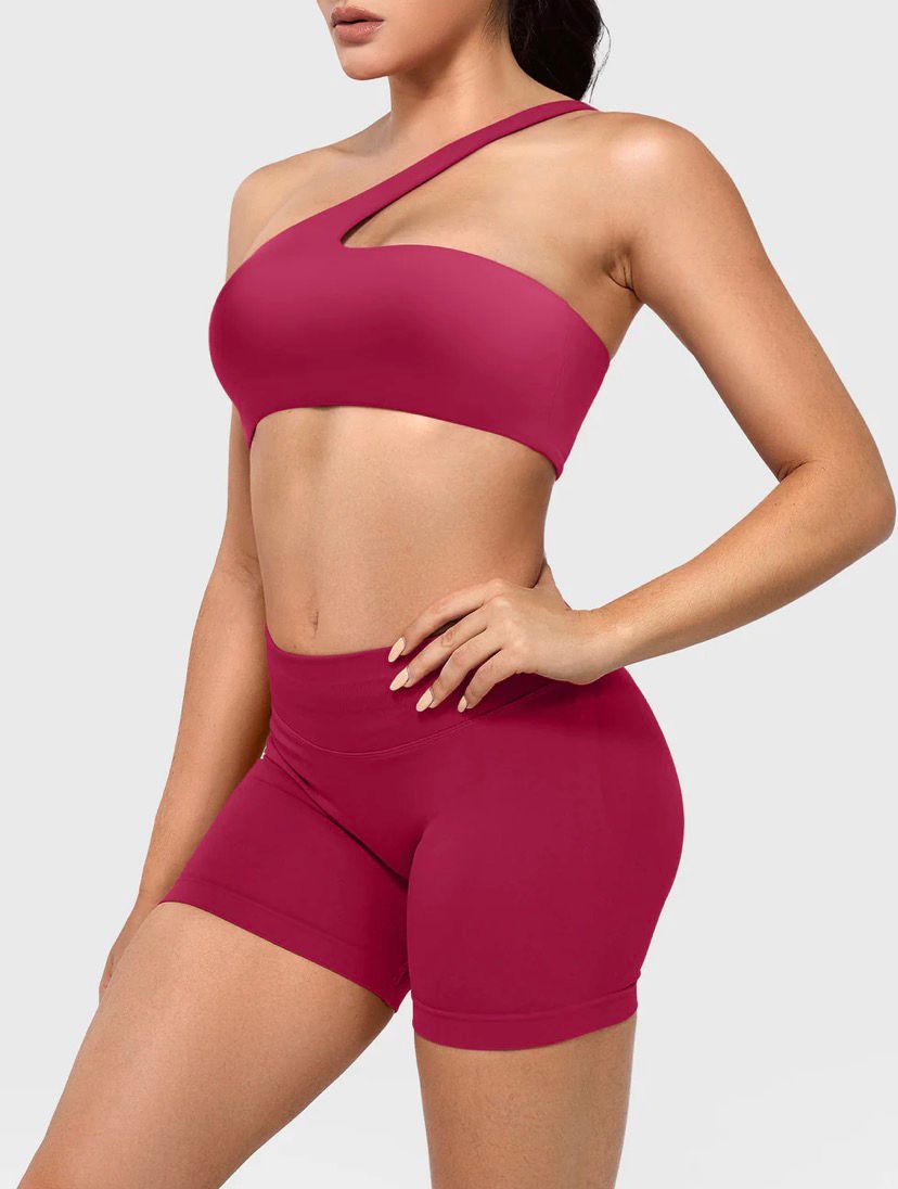 Yeoreo Claranie One Shoulder Sports Bra